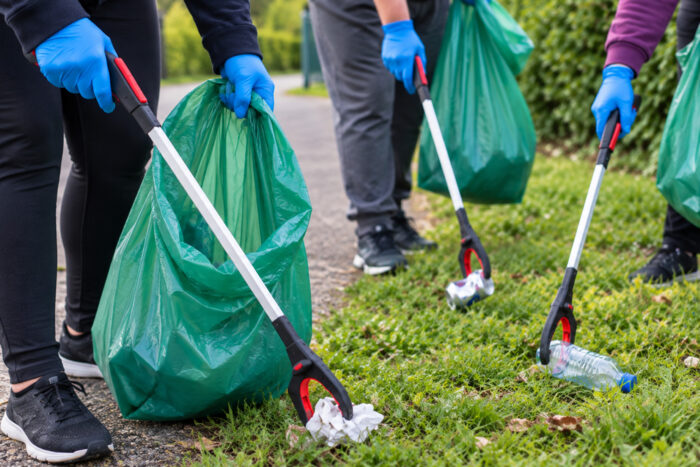 Holly Resident Shows Community Spirit